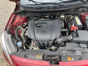Toyota Yaris iA 1.5 FWD 2018 Red