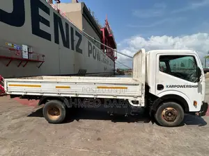 Nissan Capster Truck 2015