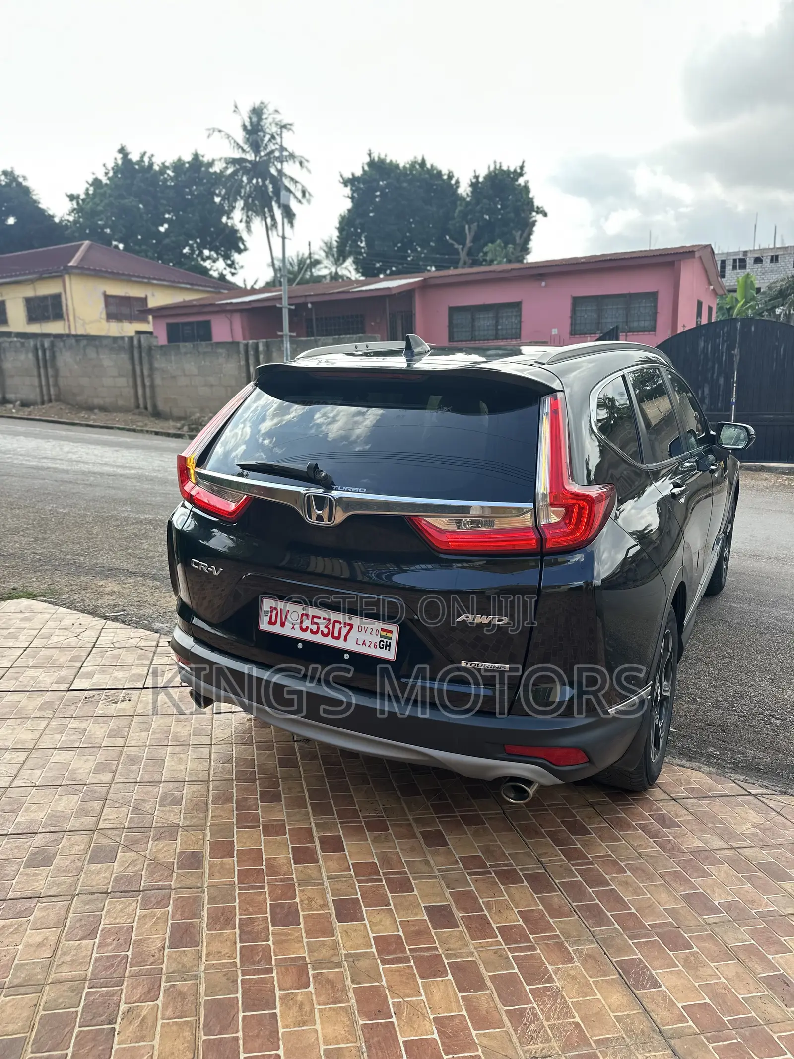 Honda CR-V Touring 4dr SUV (1.5L 4cyl CVT) 2017 Black