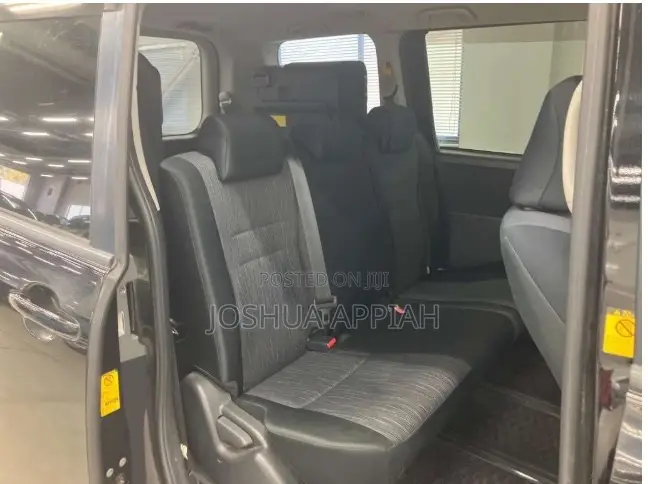 Toyota Voxy 2012 Black