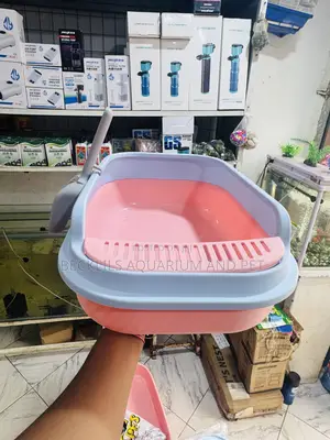Spacious Catlitter Box