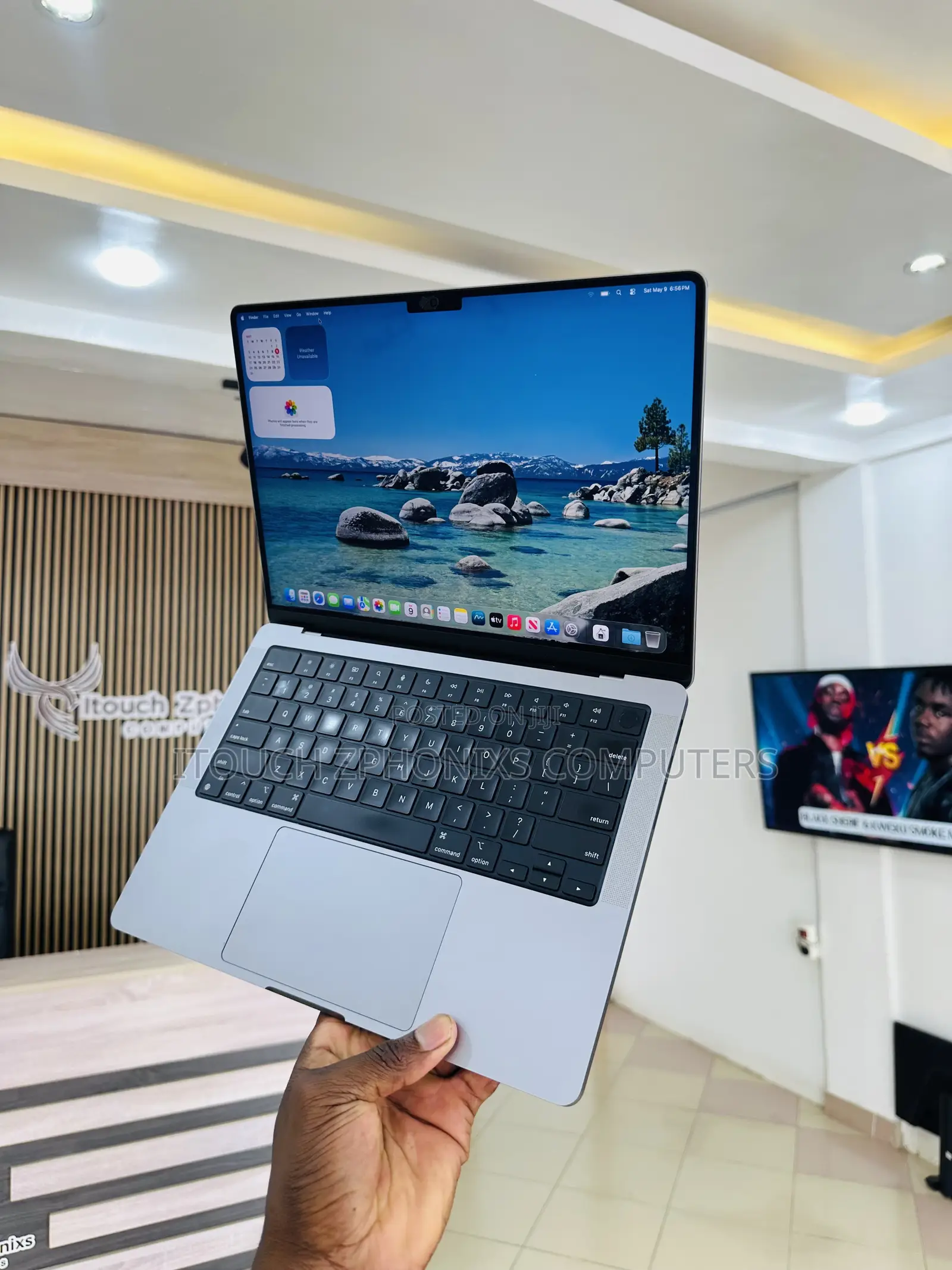 Laptop Apple MacBook Pro 2021 M1 16GB Apple M1 Pro SSD 512GB