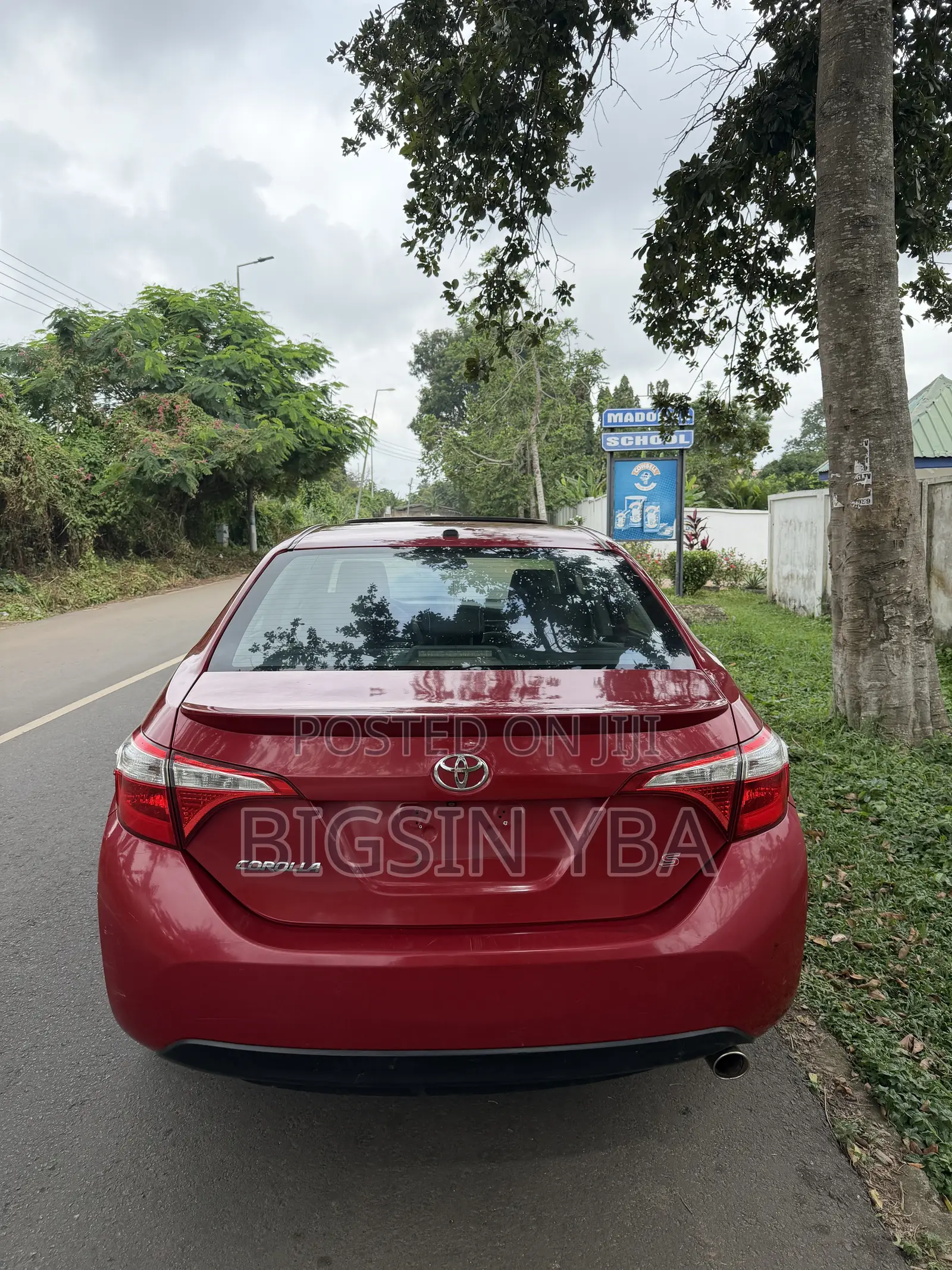 Toyota Corolla S Premium 4dr Sedan (1.8L 4cyl CVT) 2016 Red