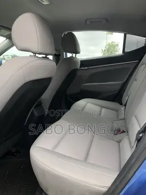 Hyundai Elantra Sport Sedan FWD (1.6L 4cyl 6M) 2017 Blue