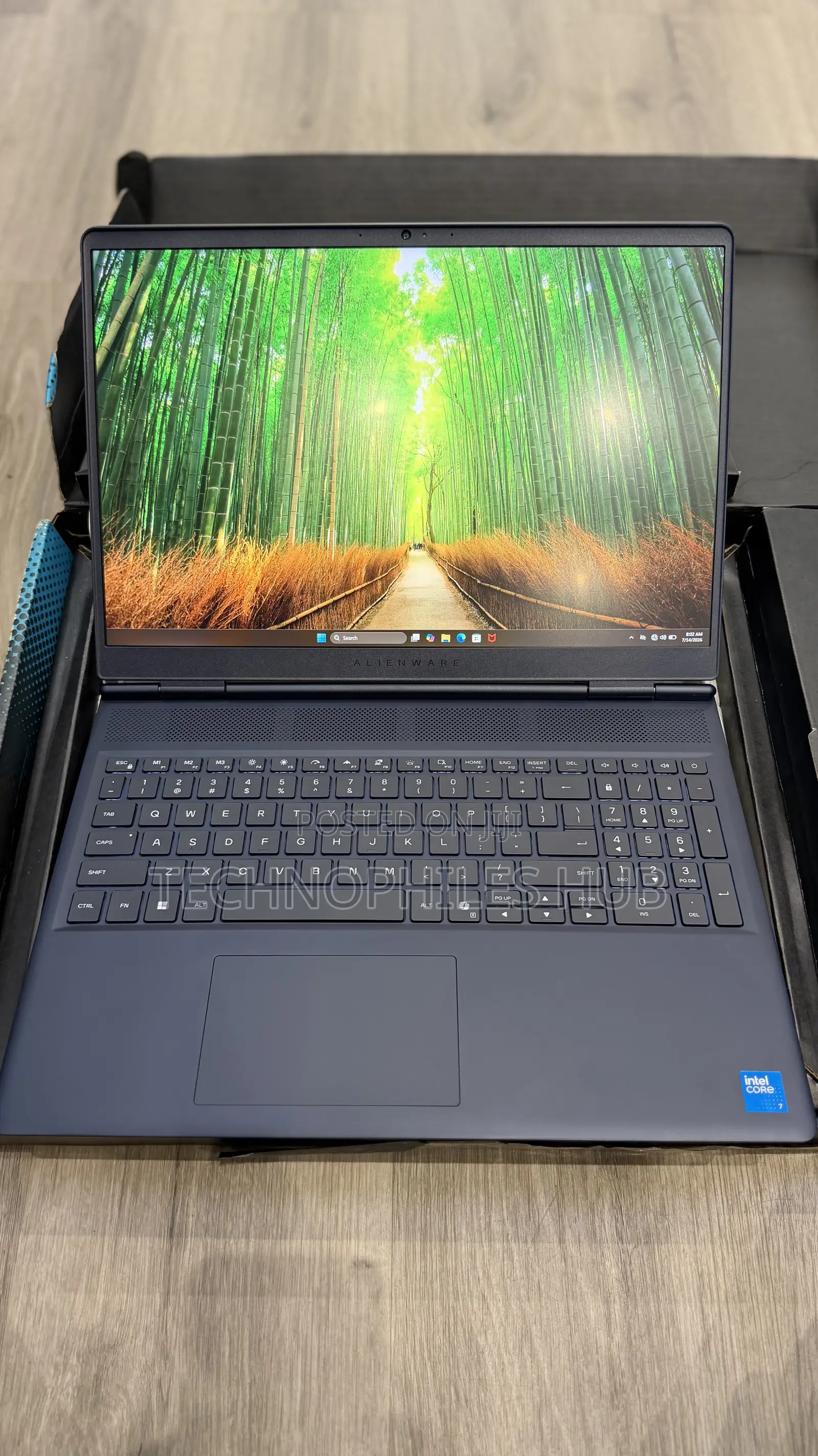 Laptop Dell Allienware M18 R1 32GB Intel Core 7 SSD 1T