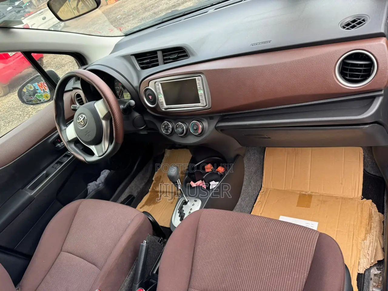Toyota Vitz 2013 Green