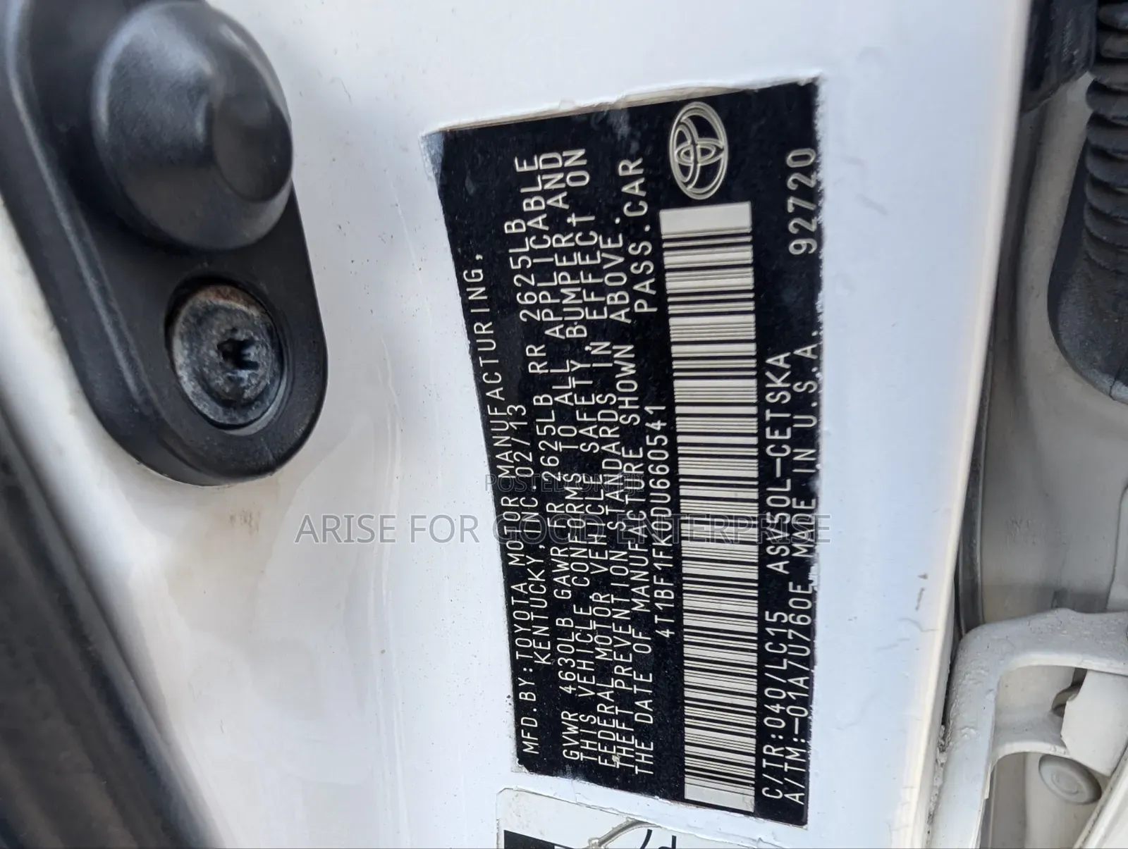 Toyota Camry SE 4dr Sedan (2.5L 4cyl 6A) 2013 White