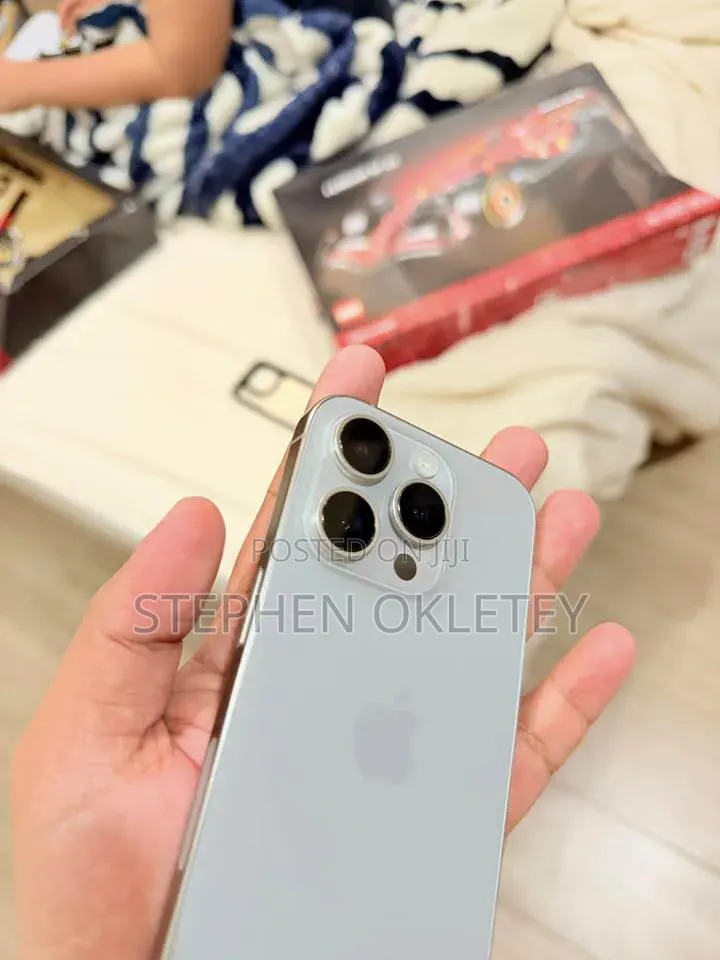 Apple iPhone 15 Pro Max 256 GB Silver