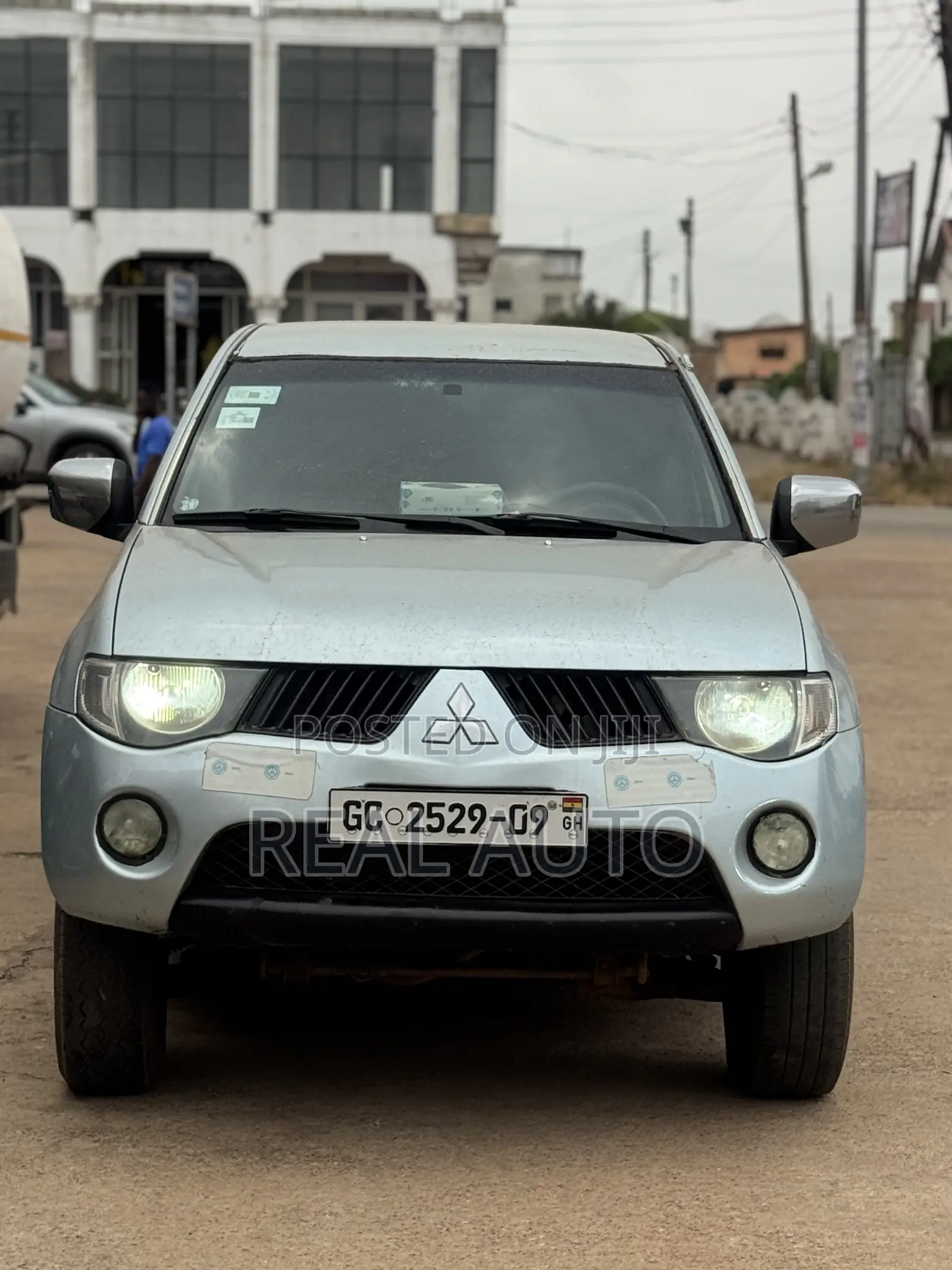 Mitsubishi L200 2008 Silver