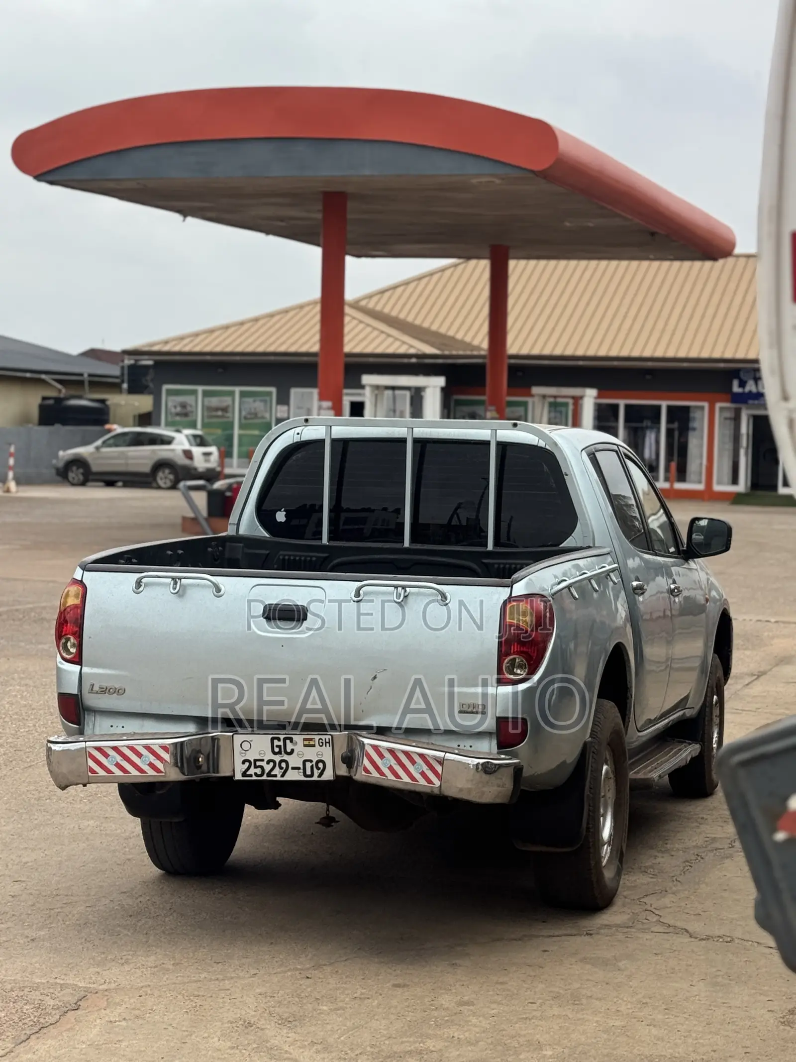 Mitsubishi L200 2008 Silver