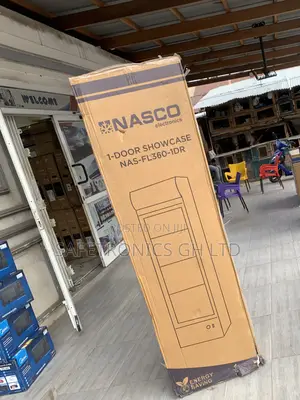 Perfect Sleek Nasco NAS-FL360-1DR 298-Liter Single-Door Display