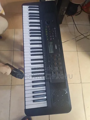 Yamaha PSR-E283 Keyboard
