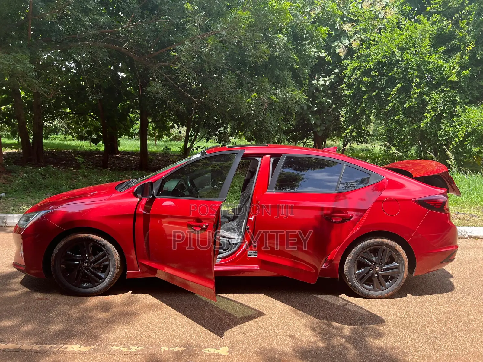 Hyundai Elantra ECO 2020 Red