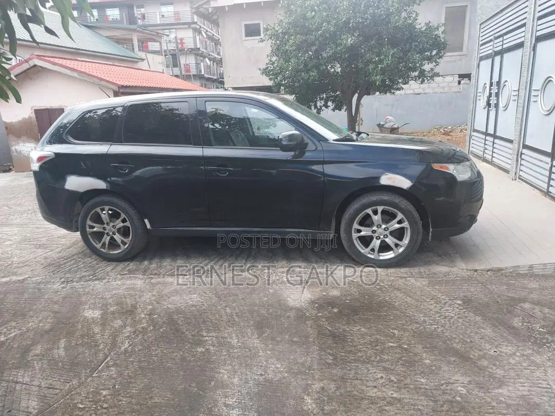 Mitsubishi Outlander 2014 Black