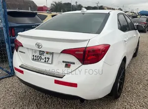 Toyota Corolla 2016 White
