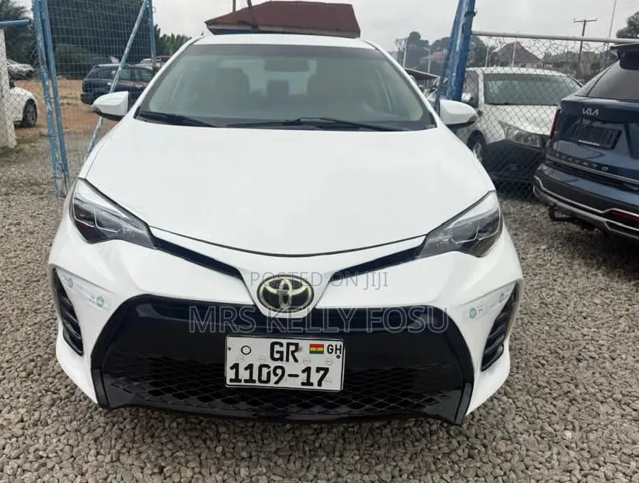 Toyota Corolla 2016 White
