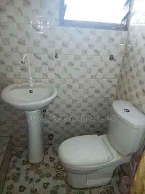 1bdrm Apartment in Zone 6, Exhibition for rent