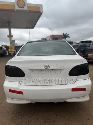 Toyota Corolla 2008 White