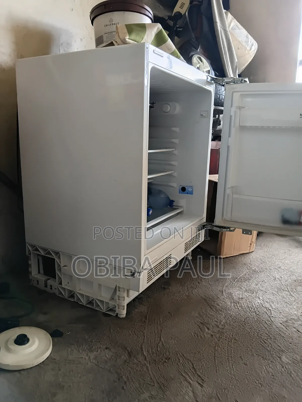 Refrigerator