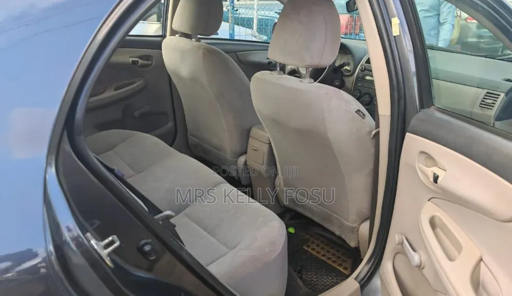 Toyota Corolla 2013 Gray