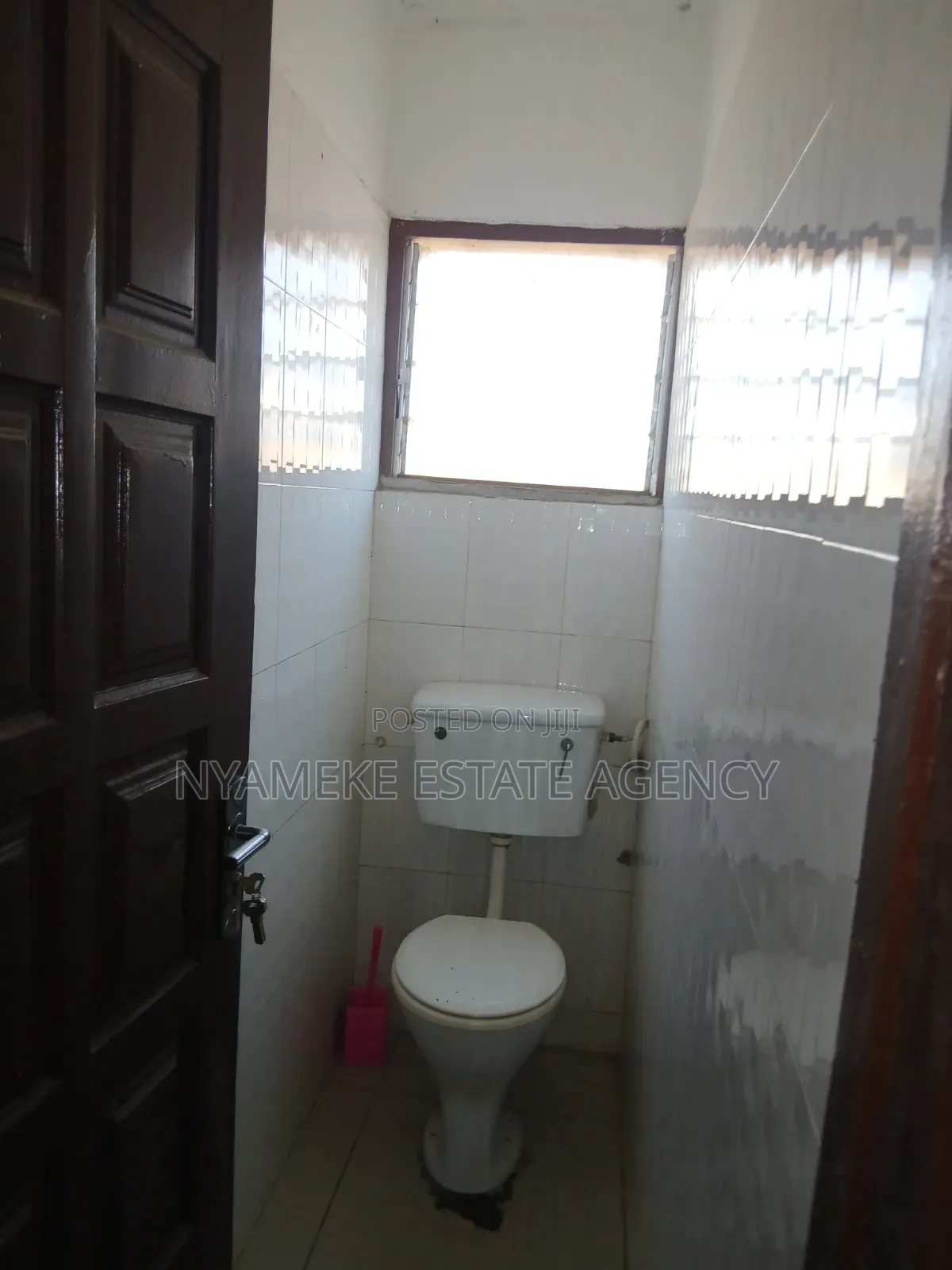 3bdrm Apartment in State Housing, Round About for rent