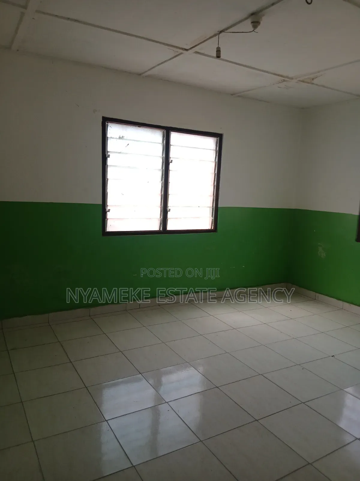 3bdrm Apartment in State Housing, Round About for rent