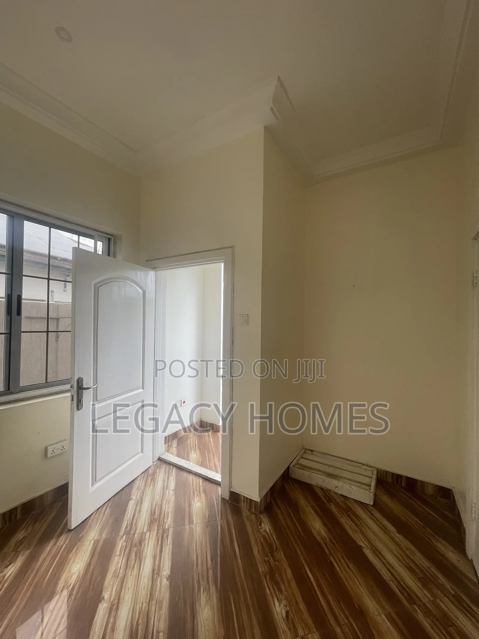 3bdrm House in East Legon, A&C Mall Area for rent