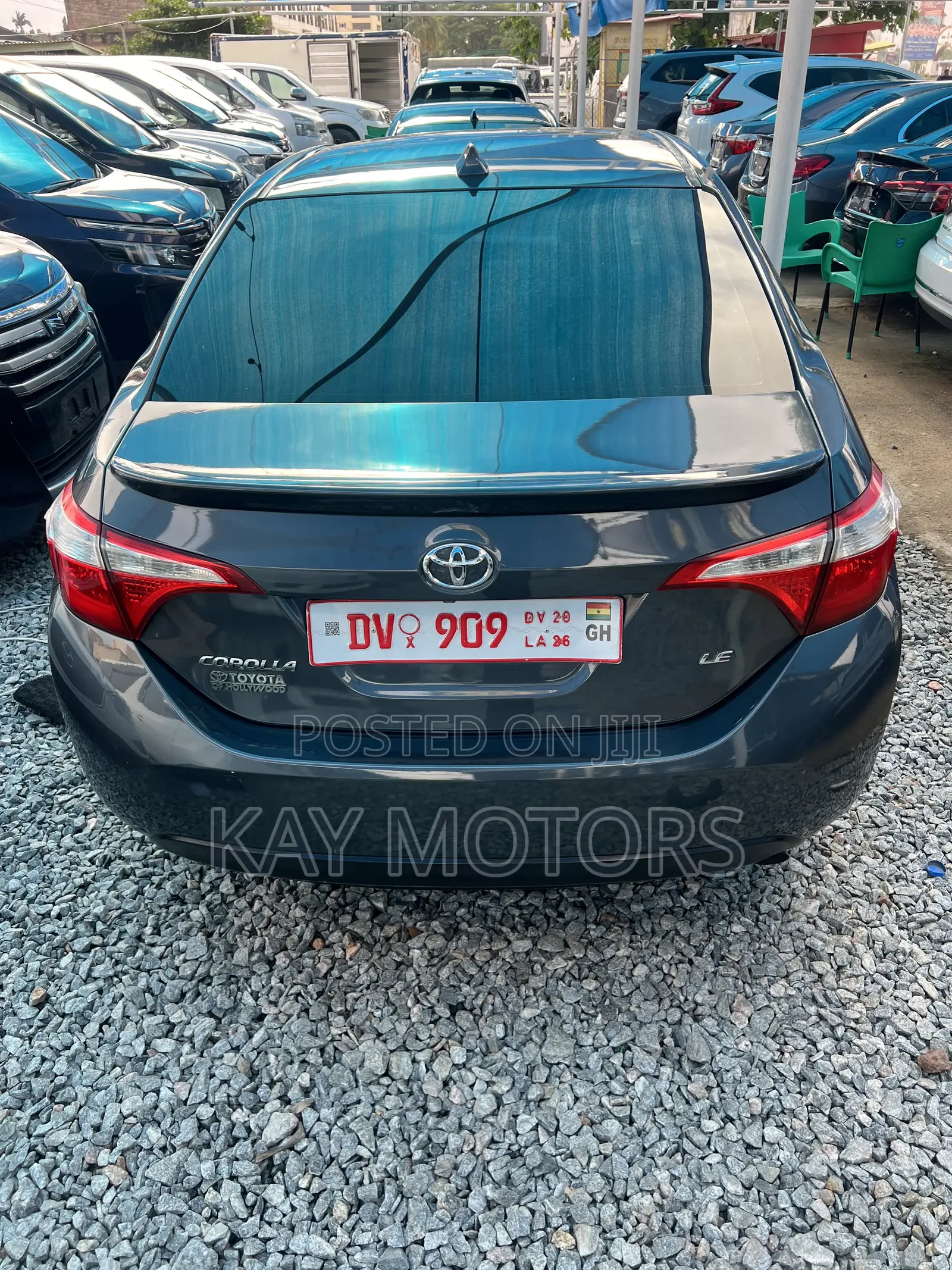 Toyota Corolla LE 4dr Sedan (1.8L 4cyl CVT) 2015 Gray