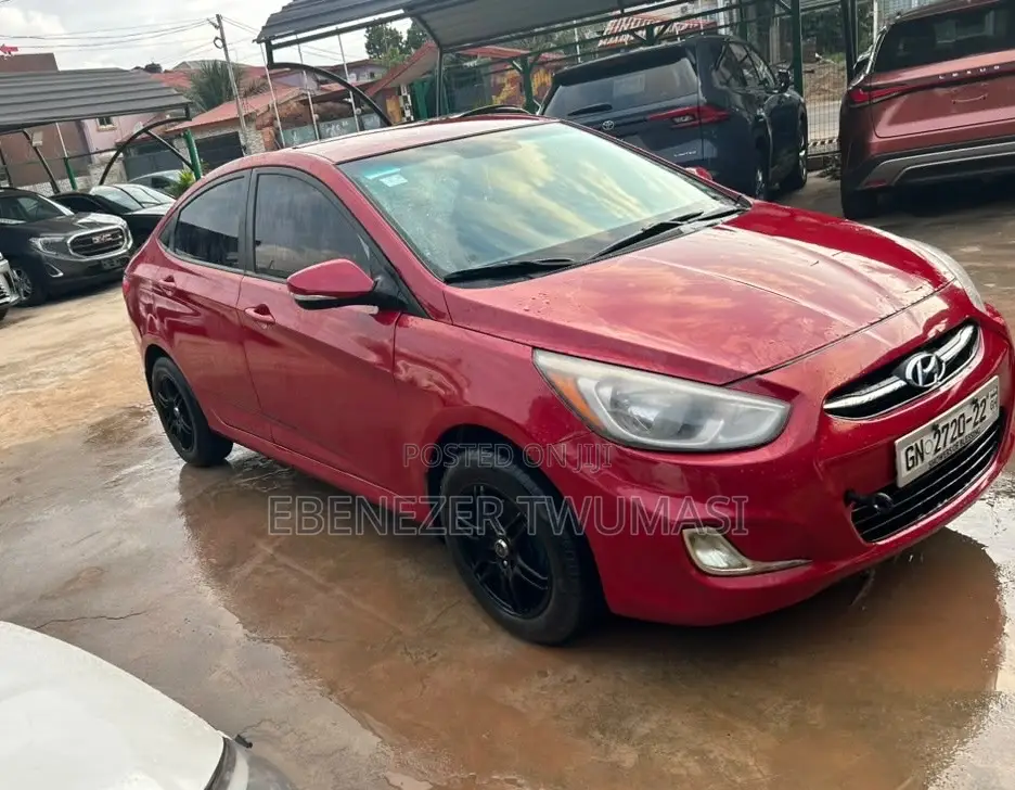 Hyundai Accent SE Sedan 2016 Red