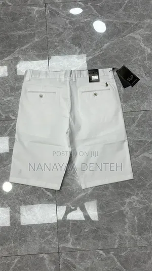 Men's Khaki Shorts