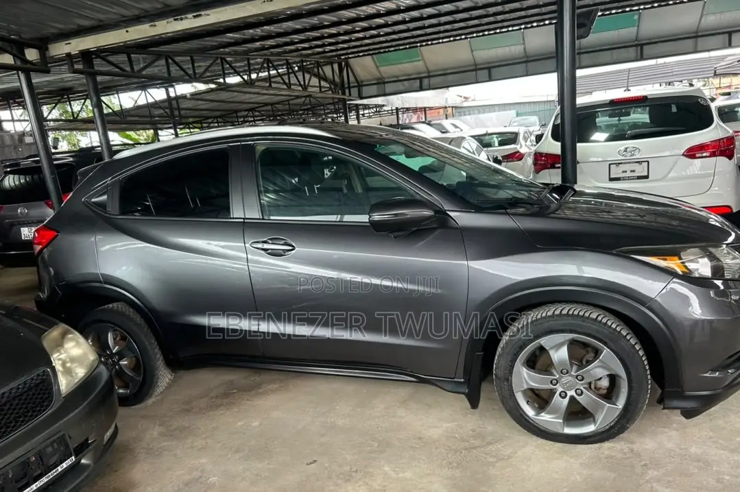 Honda HR-V 4dr SUV (1.5L 4cyl CVT) 2016 Gray