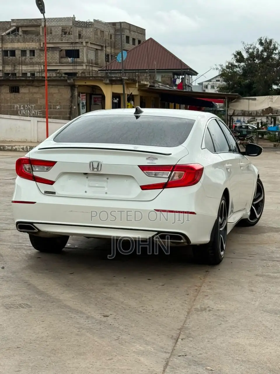 Honda Accord Touring 2.0T 2018 White