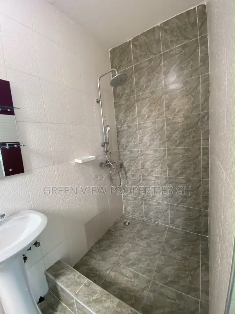 1bdrm Room & Parlour in Tseaddo for rent