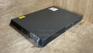 Cisco WS-C2960-Catalyst 2960 24 10/100 Poe + 2 T/SFP LAN Lite