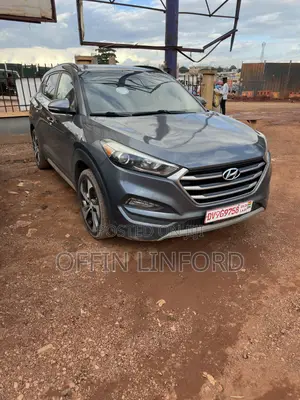 Hyundai Tucson SE AWD 2018 Gray