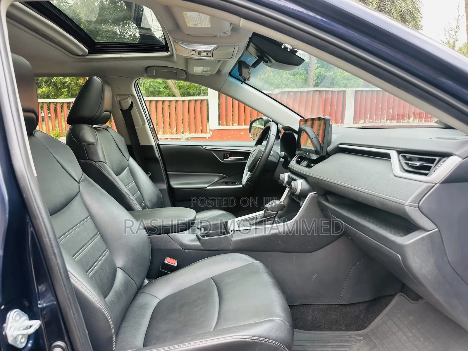 Toyota RAV4 XLE Premium AWD 2023 Blue