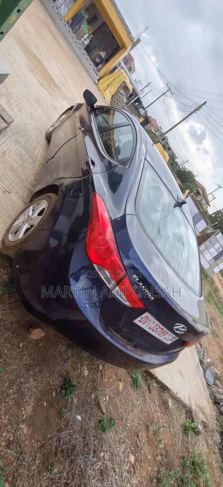 Hyundai Elantra Limited Sedan FWD (1.8L 4cyl 6A) 2013 Blue