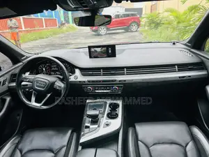 Audi Q7 2.0T Premium AWD quattro 2018 Gray