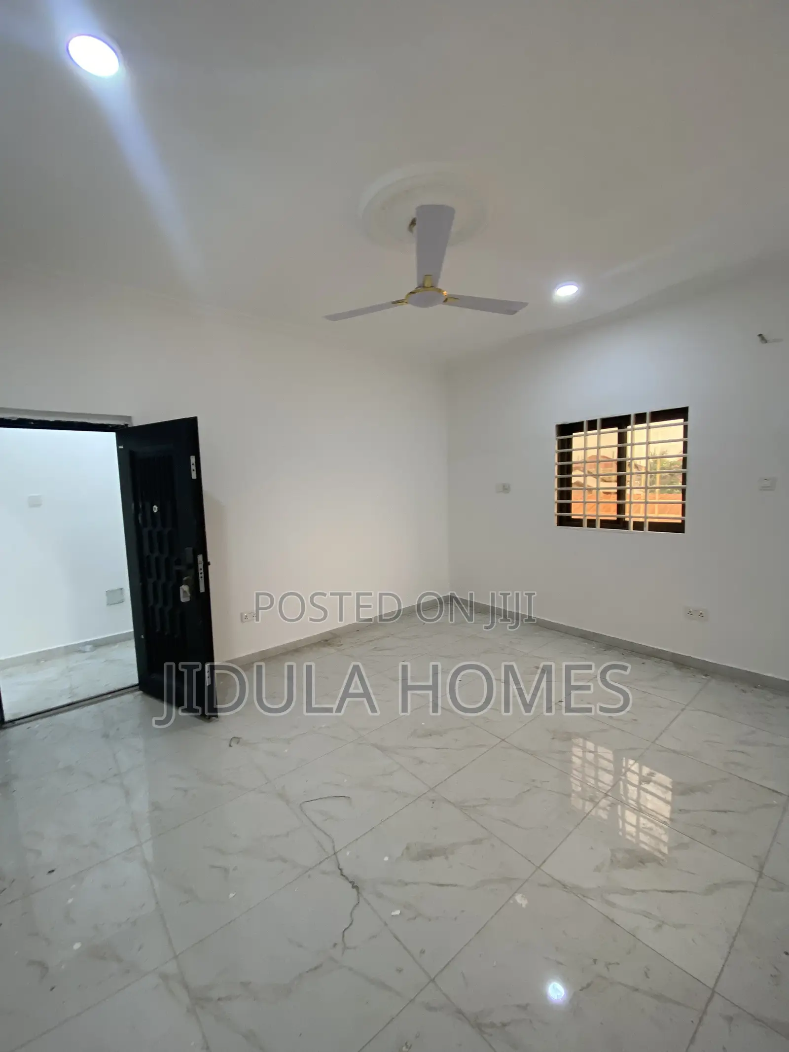 1bdrm Apartment in Ashale Botwe, Little Roses Area for rent