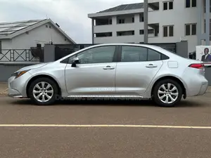 Toyota Corolla 2020 Silver