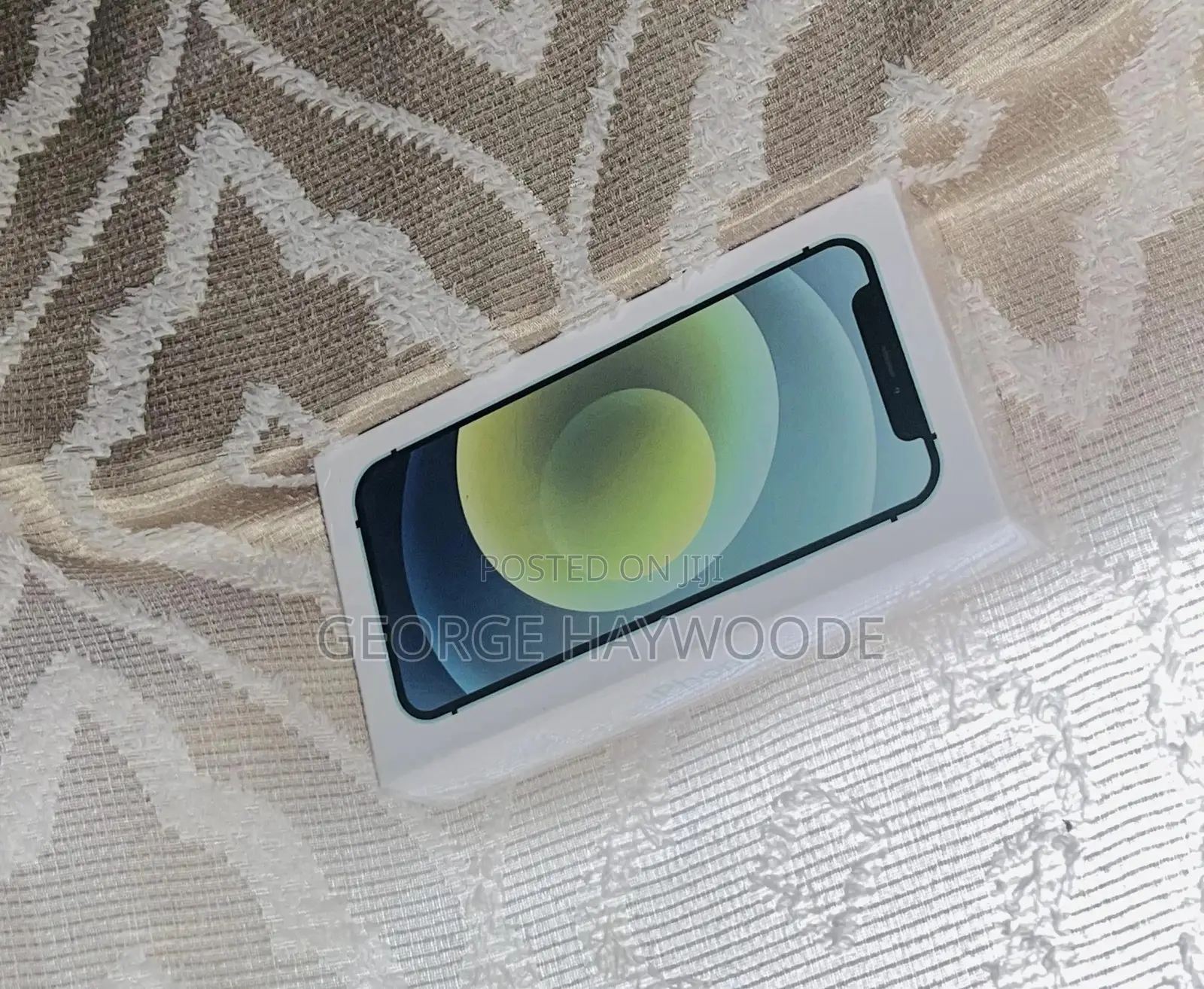 New Apple iPhone 12 128 GB Green