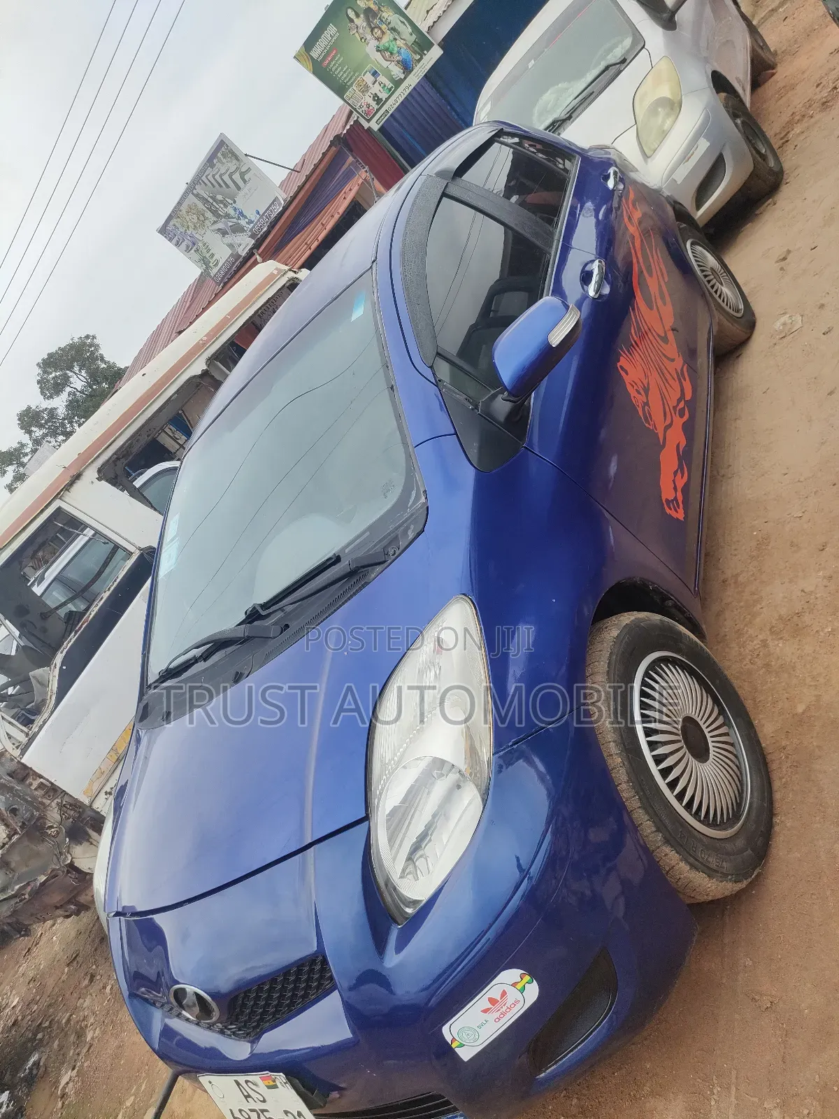 Toyota Vitz 1.3 FWD 5dr 2010 Blue