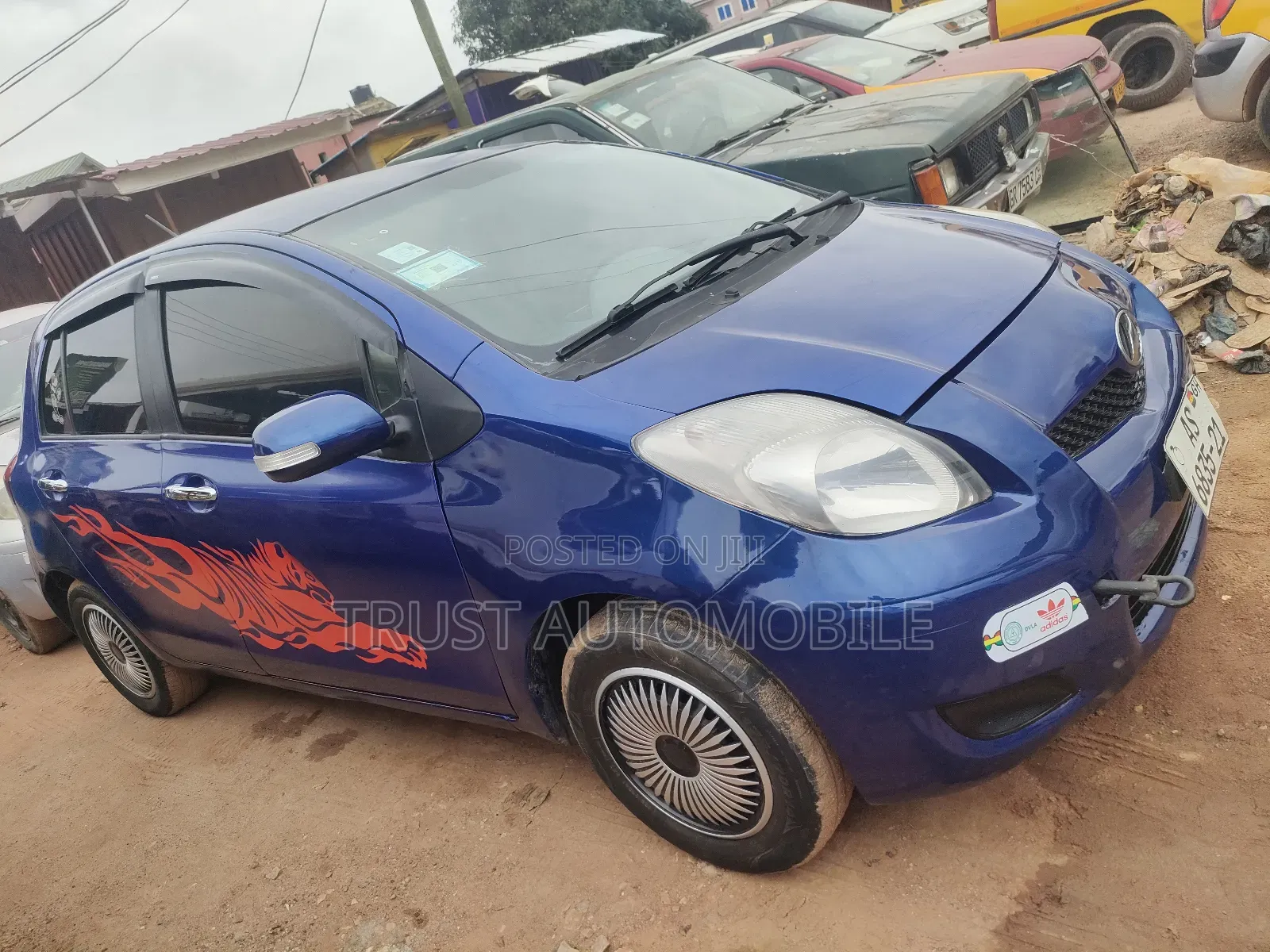 Toyota Vitz 1.3 FWD 5dr 2010 Blue