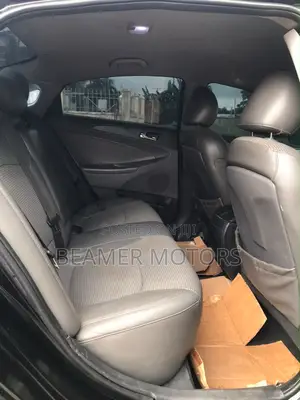 Hyundai Sonata SE Sedan FWD (2.4L 4cyl 6A) 2013 Black