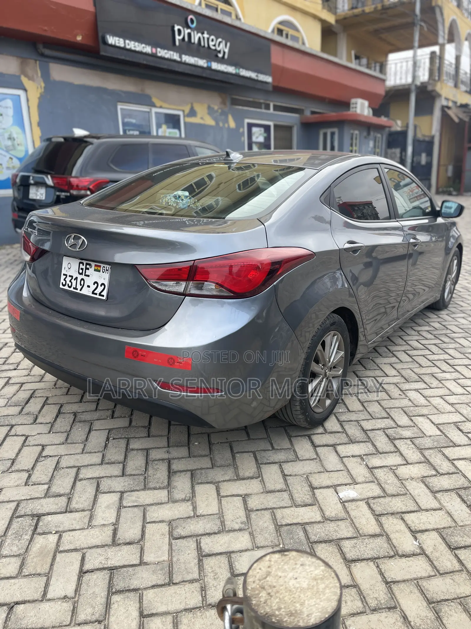 Hyundai Elantra SE Sedan FWD (1.8L 4cyl 6A) 2016 Gray