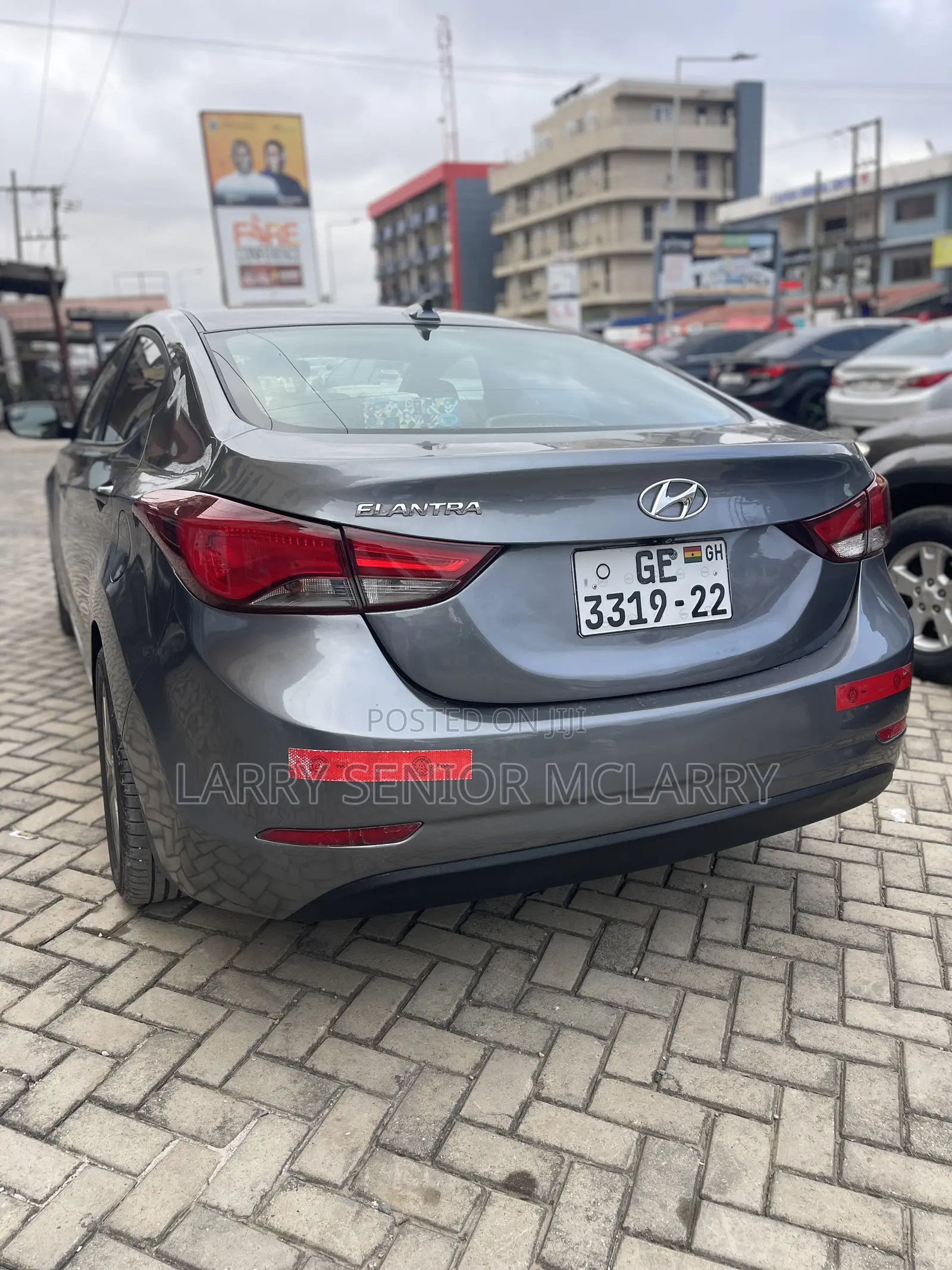 Hyundai Elantra SE Sedan FWD (1.8L 4cyl 6A) 2016 Gray