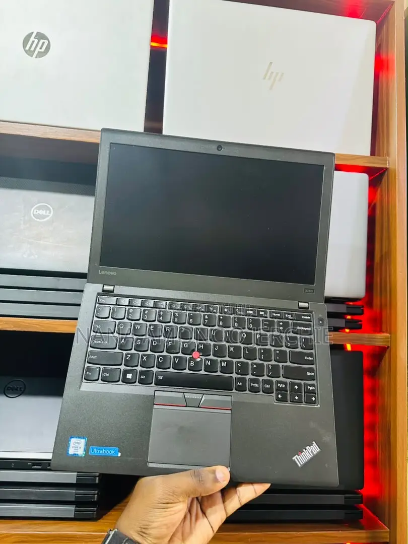 Laptop Lenovo ThinkPad X260 8GB Intel Core i5 SSD 256GB