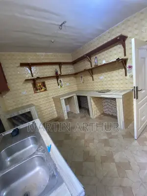 2bdrm Apartment in Afuaman Station, Manhean for rent