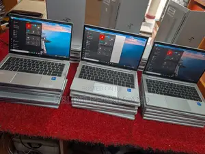 New Laptop HP EliteBook 830 G8 8GB Intel Core i5 SSD 256GB