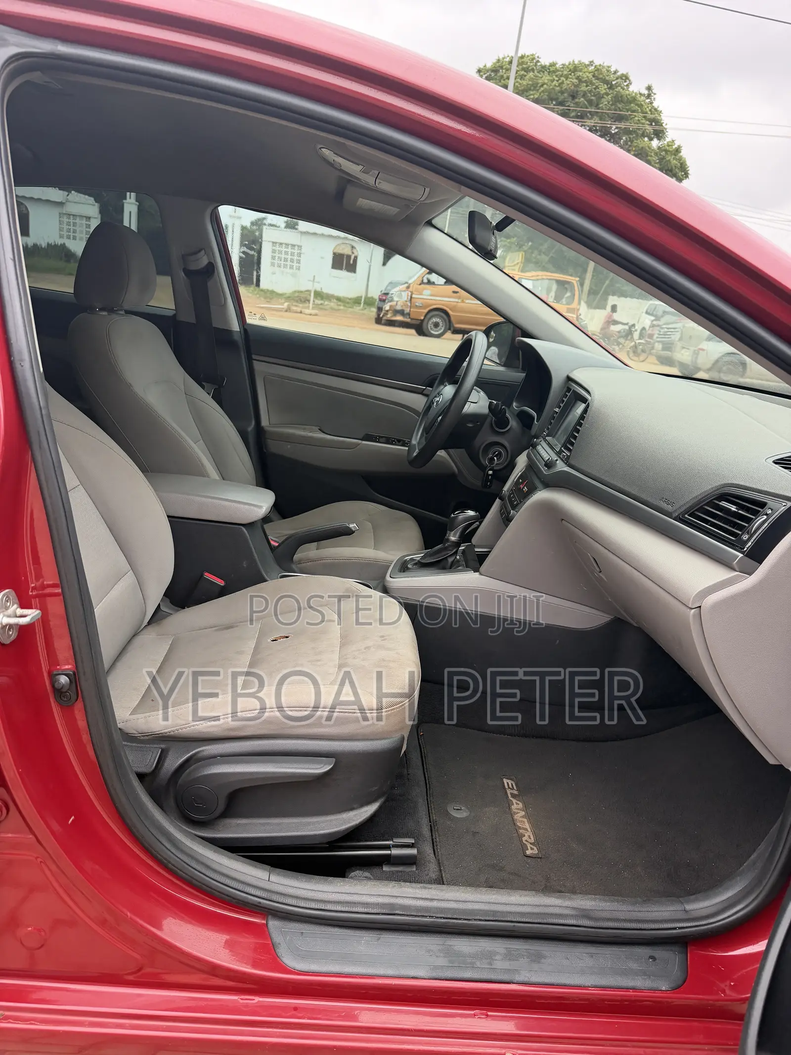 Hyundai Elantra 2017 Red